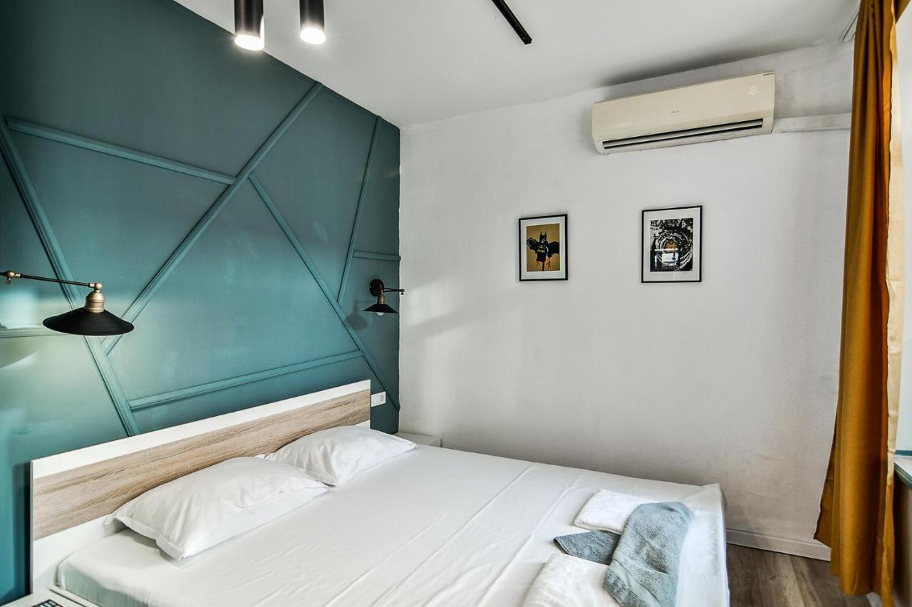 Central Flats With Parking Varna Exterior foto